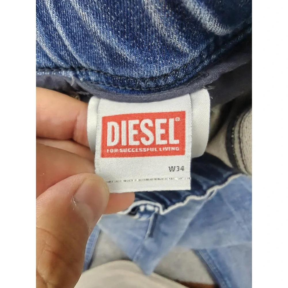 Diesel Jeans Mens 34x32 Blue Medium Wash Relaxed Tapered Stretch Denim Pants